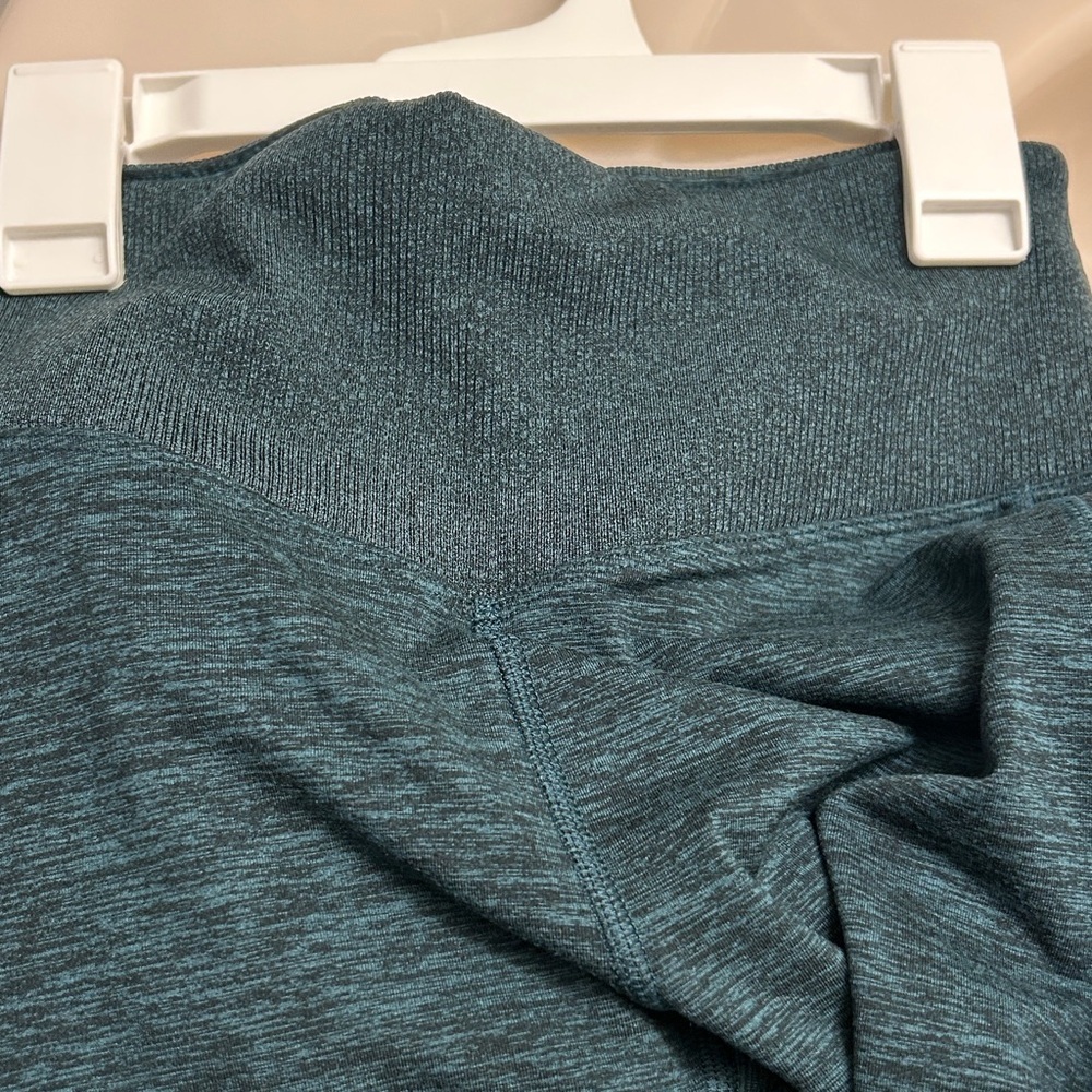 PINK Victoria's Secret Hunter Green Cozy Leggings - Picture 8 of 9